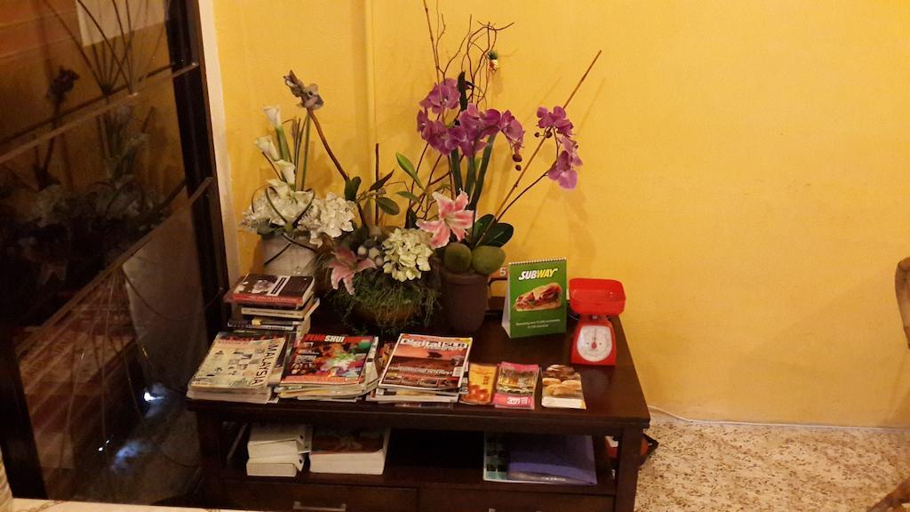 Cocoa Mews Cafe And Homestay George Town Quarto foto