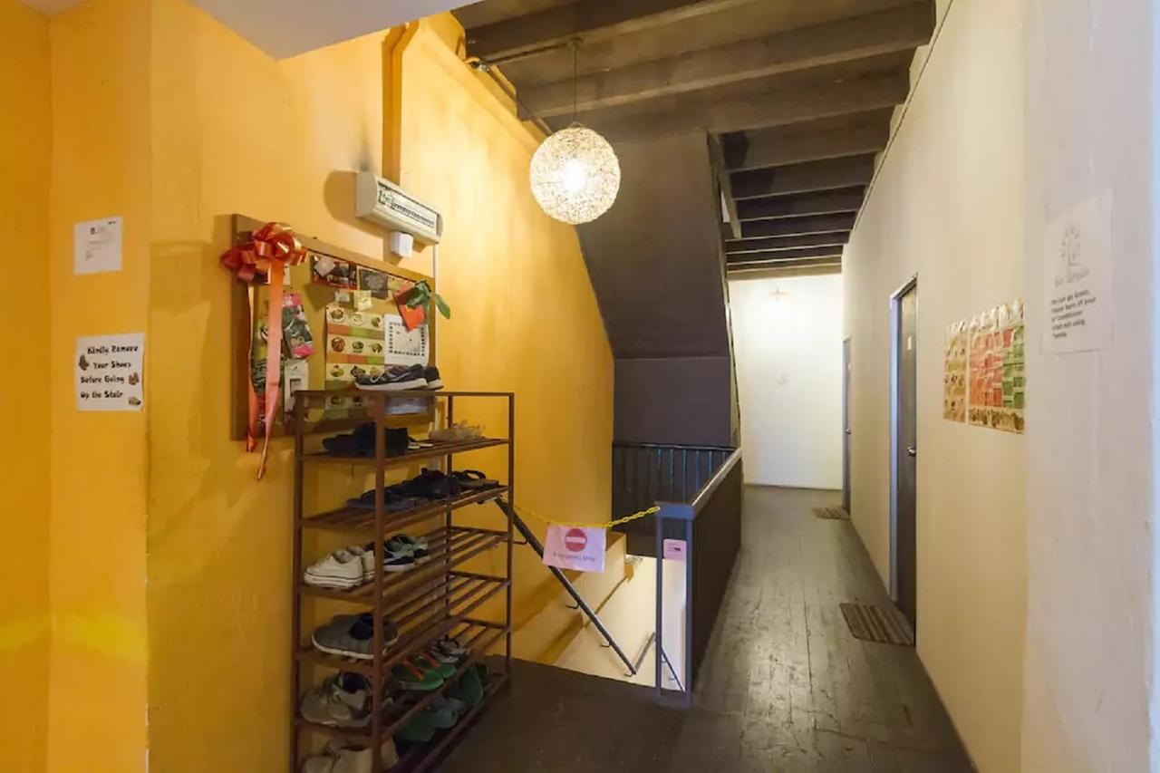 Cocoa Mews Cafe And Homestay George Town Exterior foto