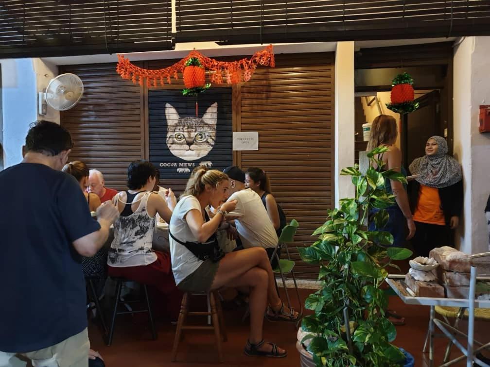 Cocoa Mews Cafe And Homestay George Town Exterior foto